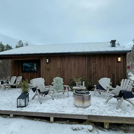 Modern With Midnight Sun In Skjomen Feriehus Narvik