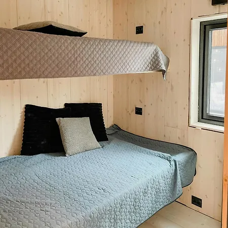 Feriehus Modern With Midnight Sun In Skjomen